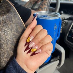 Meet your Posher, Lily